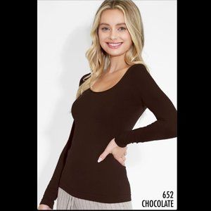 NEW  Chocolate Brown Scoop Neck Top With 3/4 Sleeves